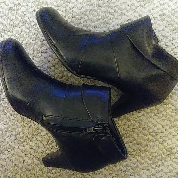 Booties - Picture 5 of 5